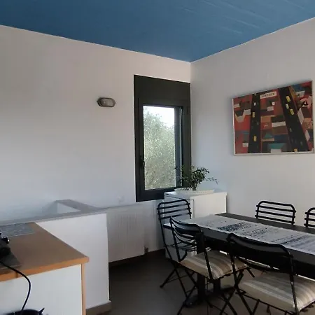 Liofyto - Stylish With Views To Foinikounda Bay Villa *