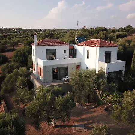 Villa Liofyto - Stylish With Views To Foinikounda Bay Kamária