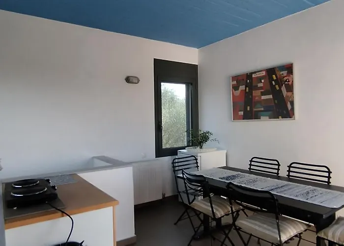 Liofyto - Stylish With Views To Foinikounda Bay Villa *