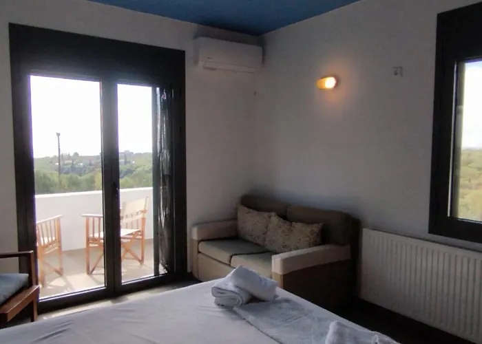 Liofyto - Stylish With Views To Foinikounda Bay